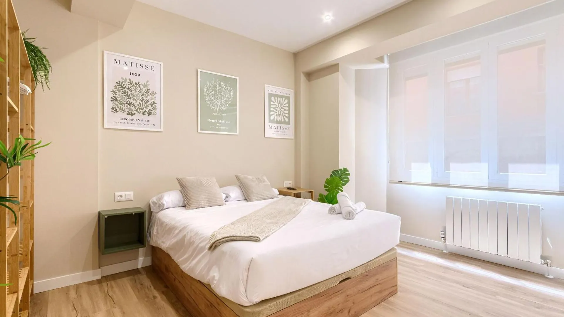 Apartamento Familiar Con Wifi A Estrenar En Barakaldo 0*,  España